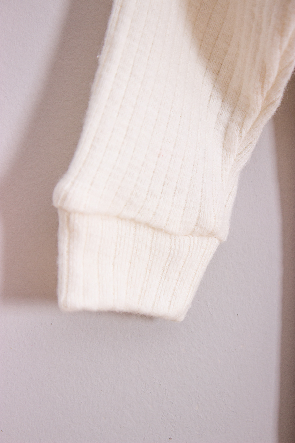 ADABEBEK %100 Pamuk Ahşap Düğmeli Kapşonlu Fitilli Tarz Şapkalı Bebek Tulum fotoğrafı 4 (önizleme)