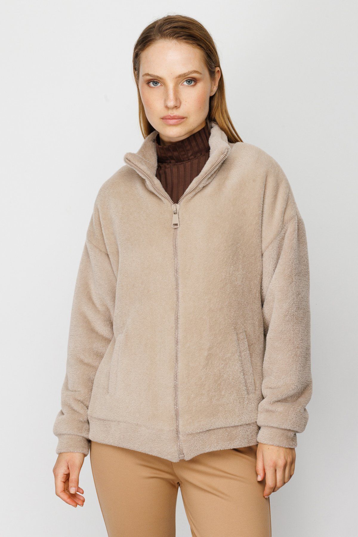 Ekol ON Plush Jacket with Zipper on the Front Trendyol
