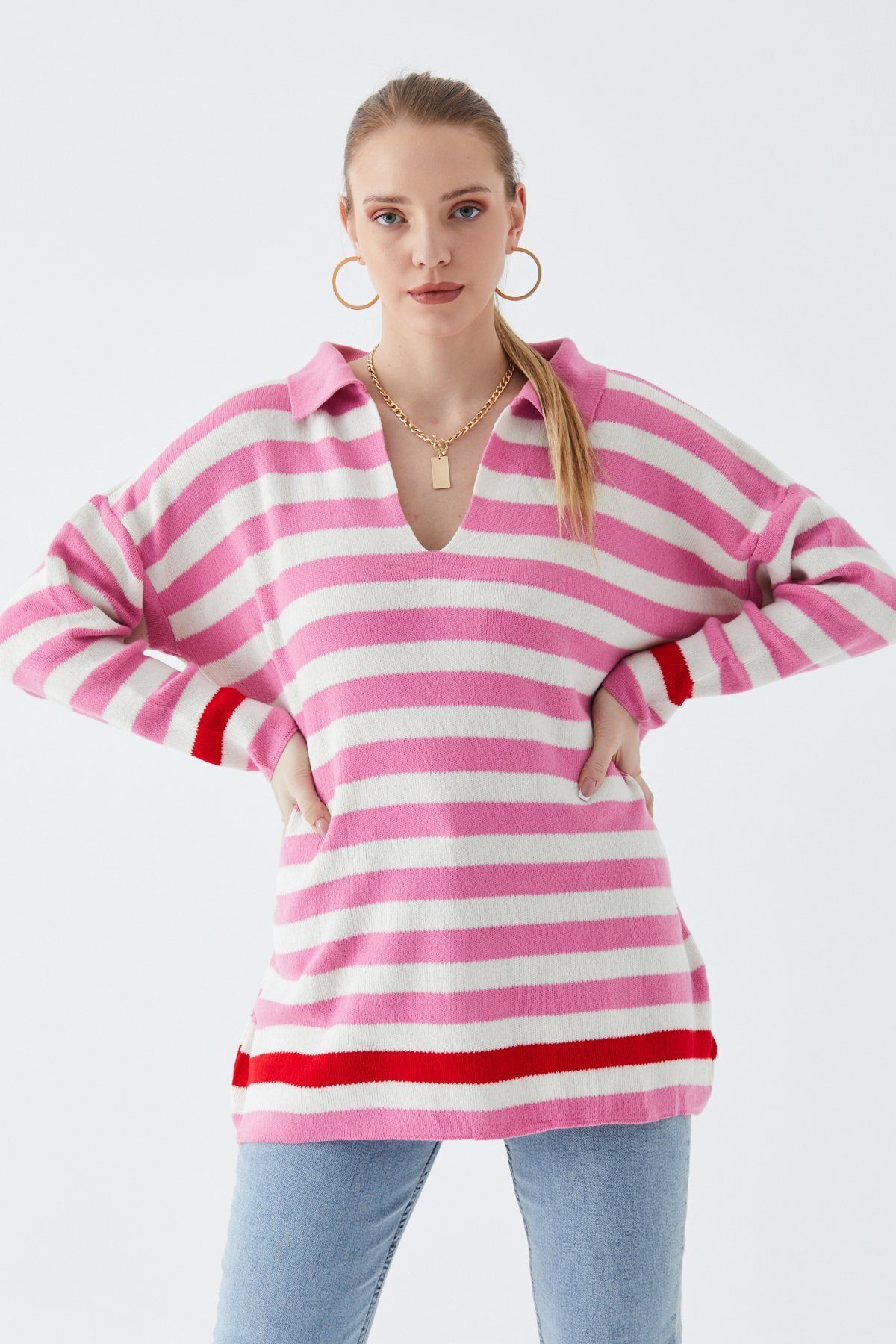 Pink sweater with deals white collar