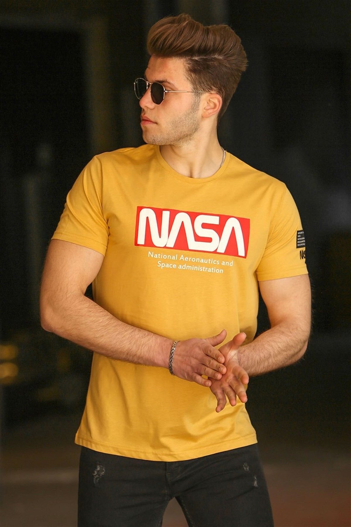 Madmext تی شرت مردانه چاپ زرد 4526