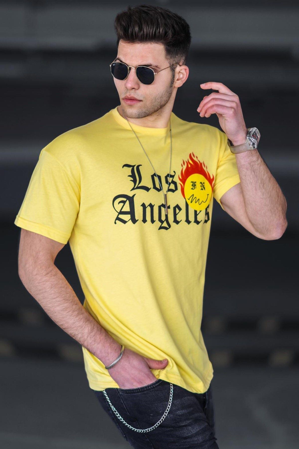 Madmext تی شرت مردانه زرد 4991