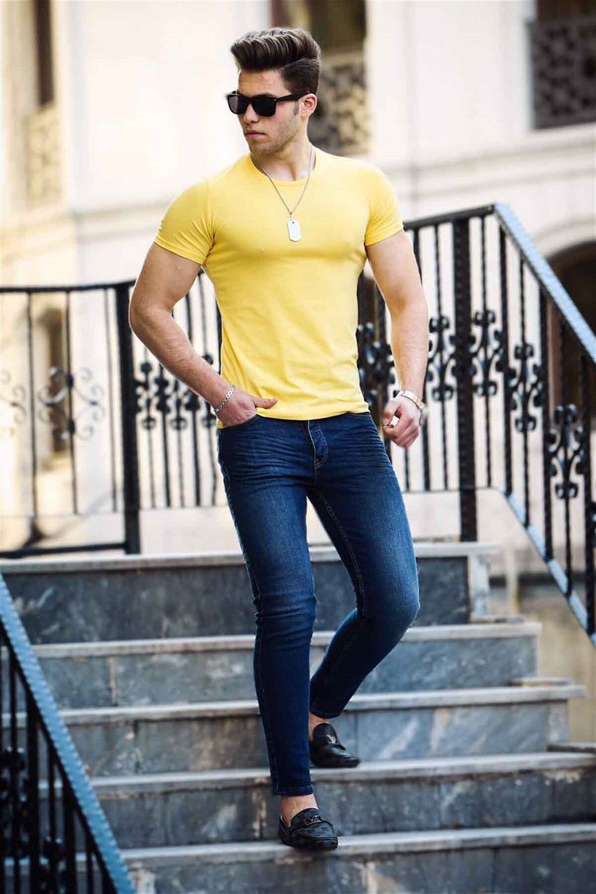Madmext تی شرت مردانه یقه زرد 4552