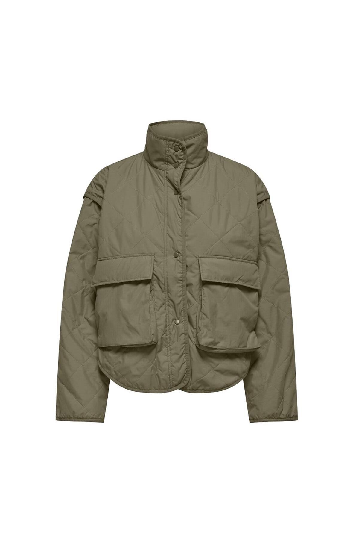 Short quilted jacket only hot sale