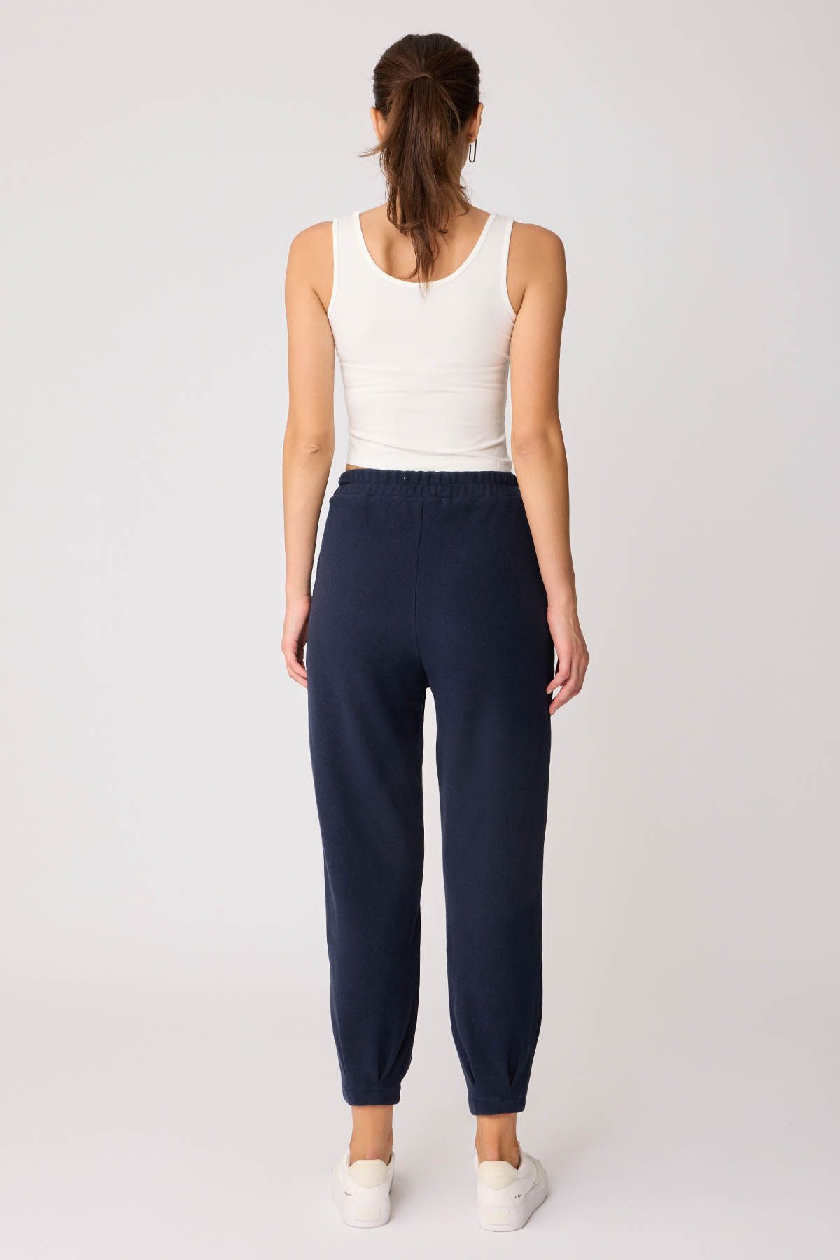 Tracksuit shop jeans womens