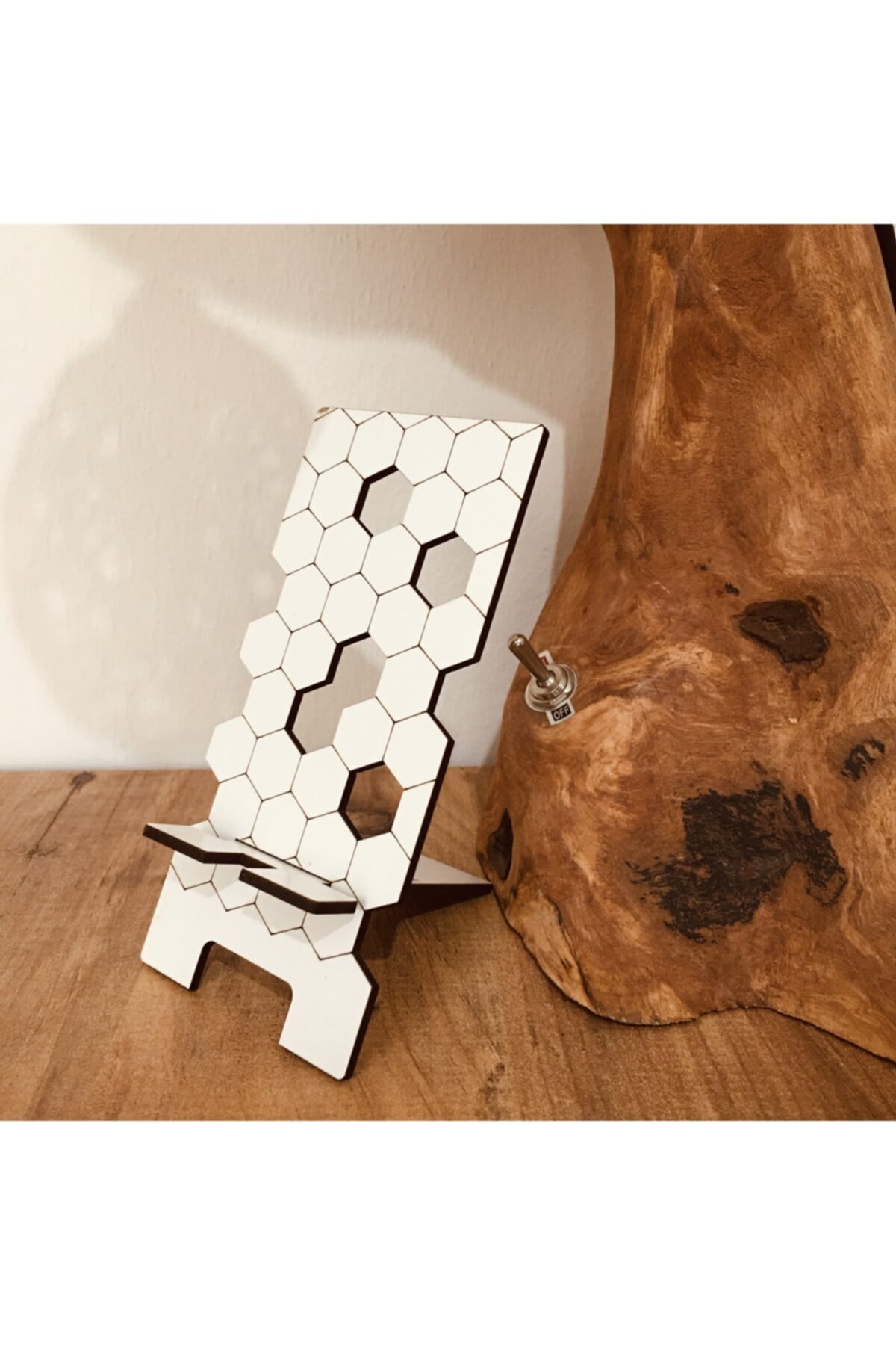 Amorfoz Ahşap Telefon Tutucu