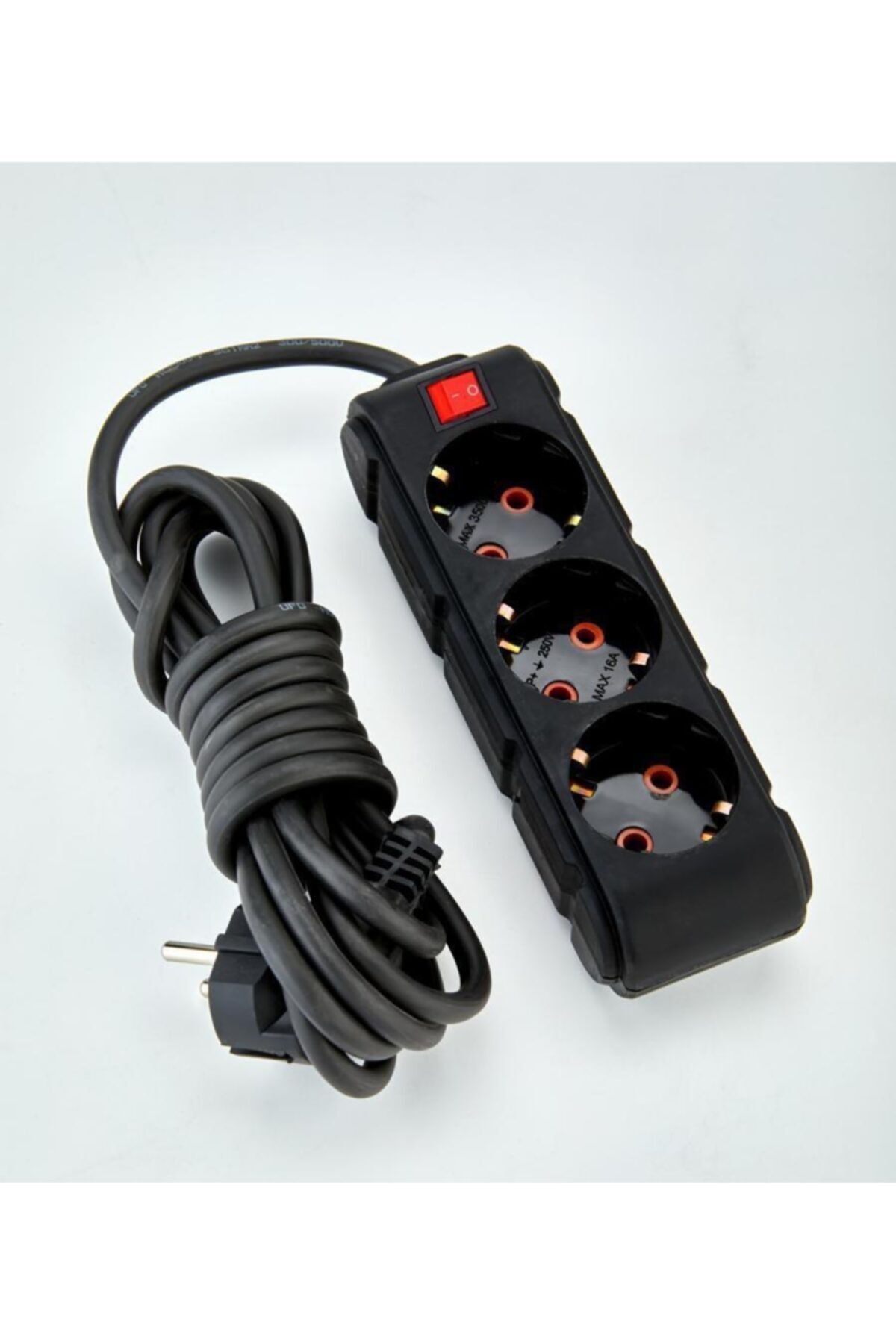 UFO Elektrik {{siyah}} Renkli {{anahtarlı}} Üçlü Topraklı Kablolu Grup Priz {{3 Metre}}