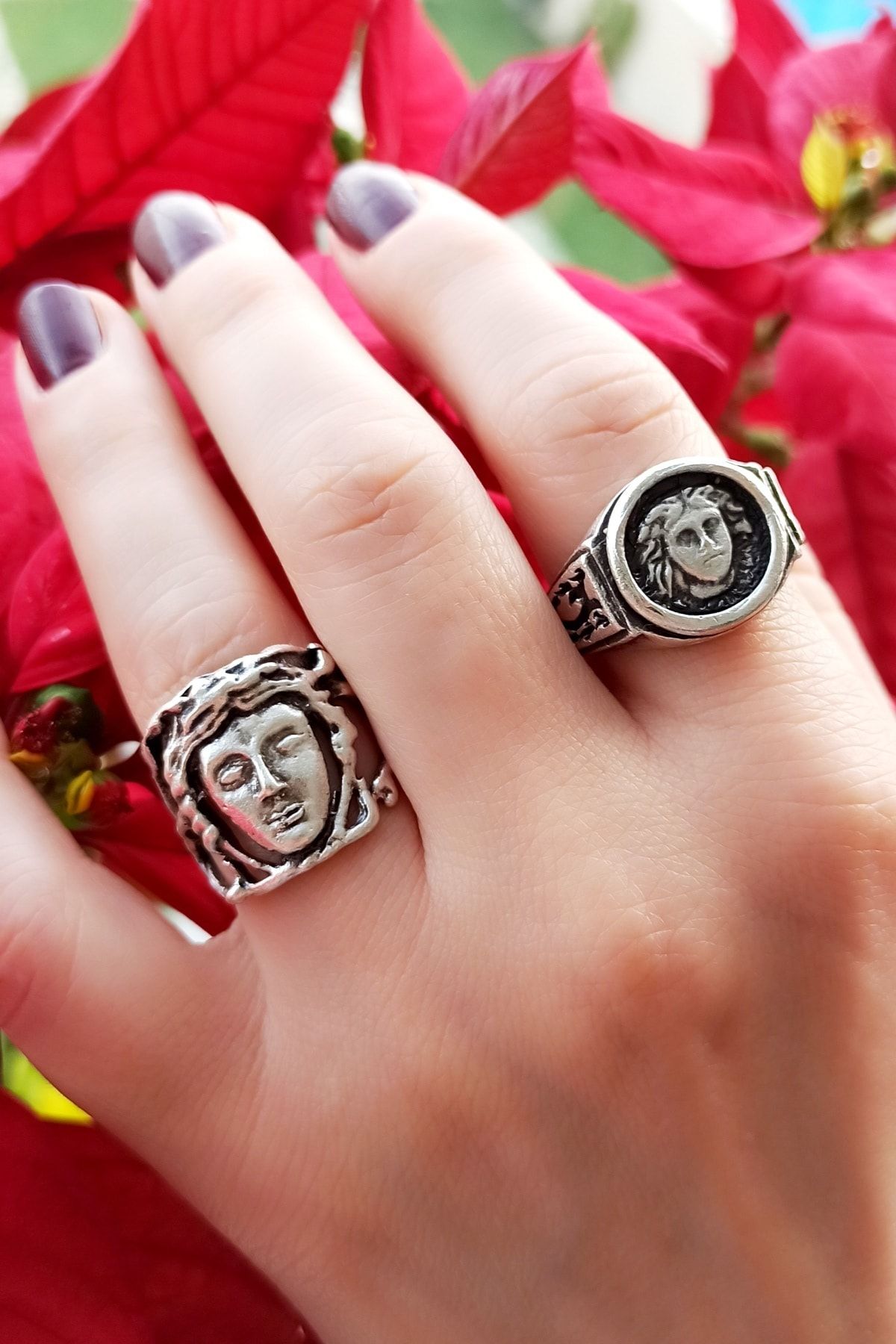 Medusa ring silver sale