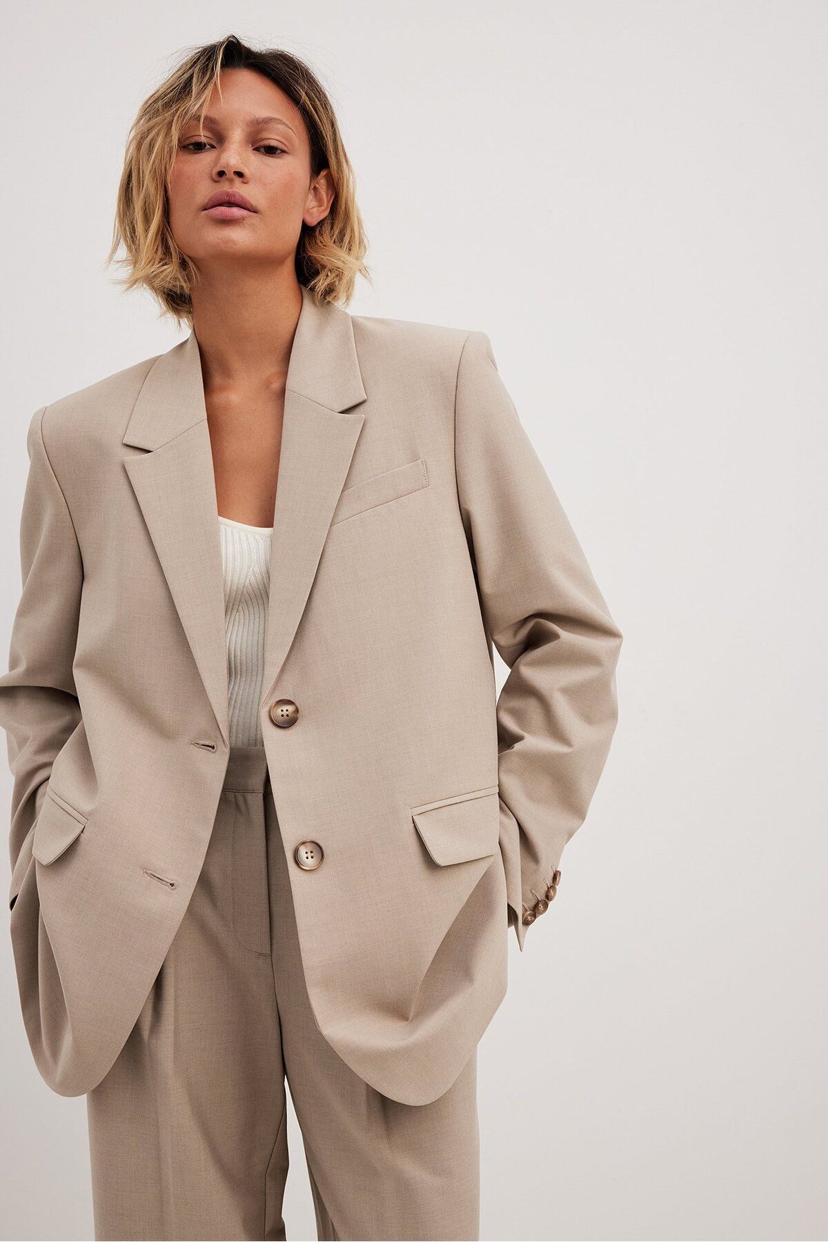 Outfit: Oversize Hemd und kurzer Blazer- neue Zara Teile