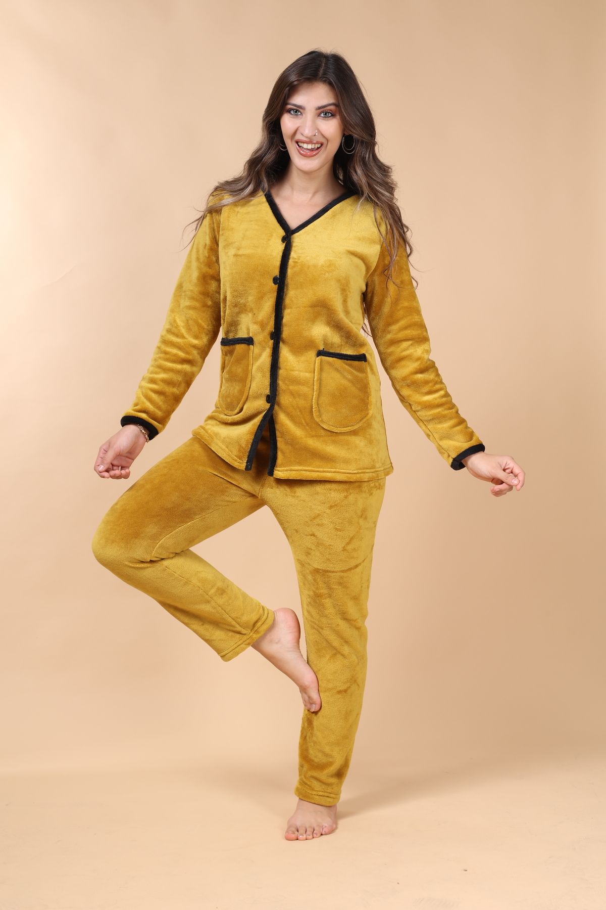 complete the look image