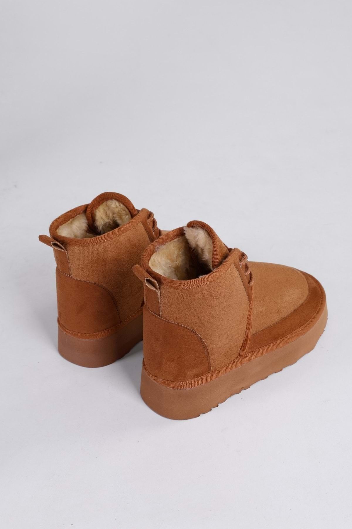 Kinder on sale booties tan