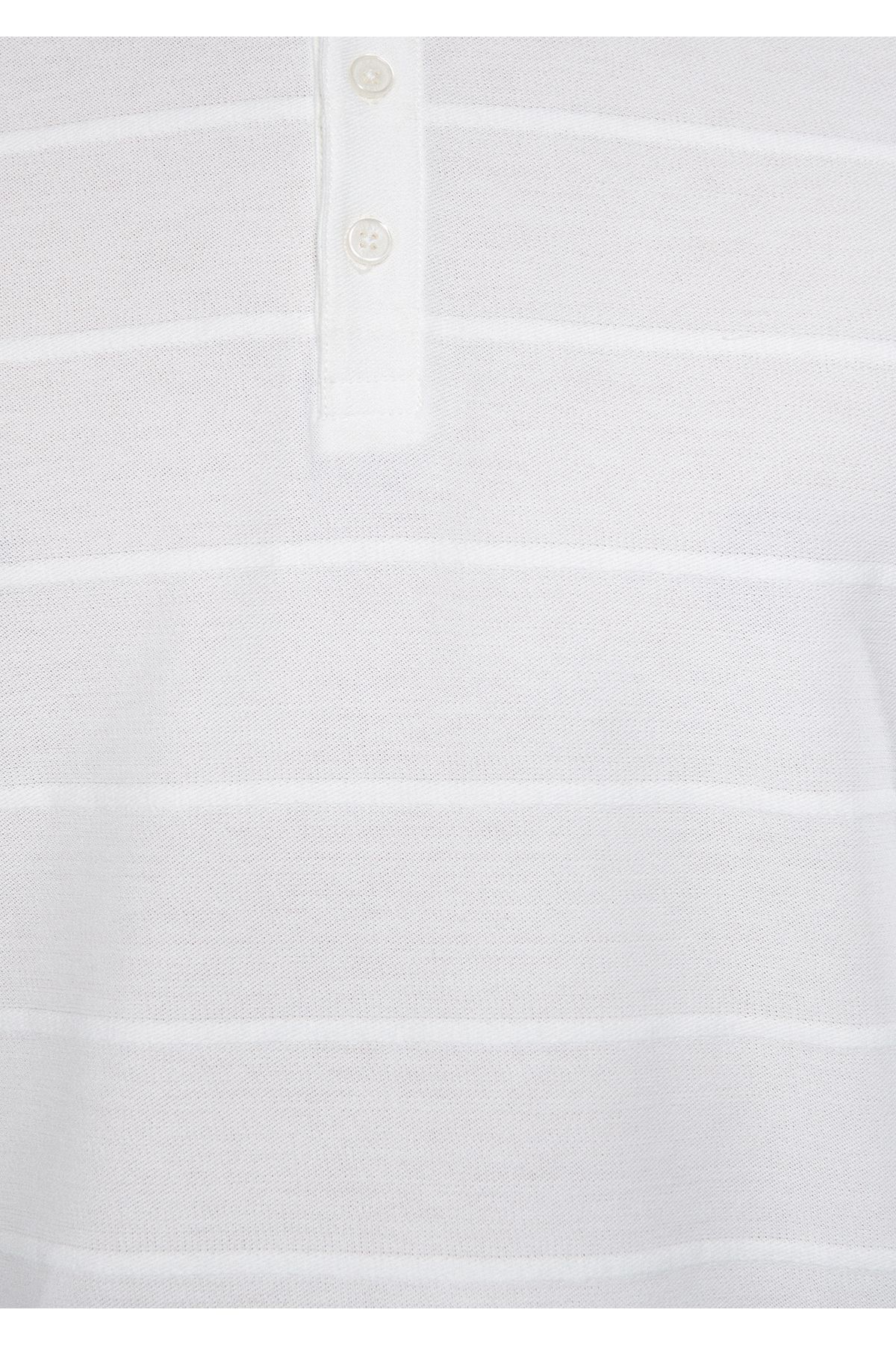 Mavi تی شرت چوگان سفید مناسب / برش معمولی 0611408-70057