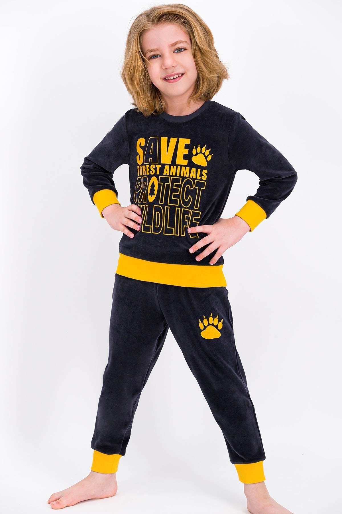 Velvet tracksuit boys outlet