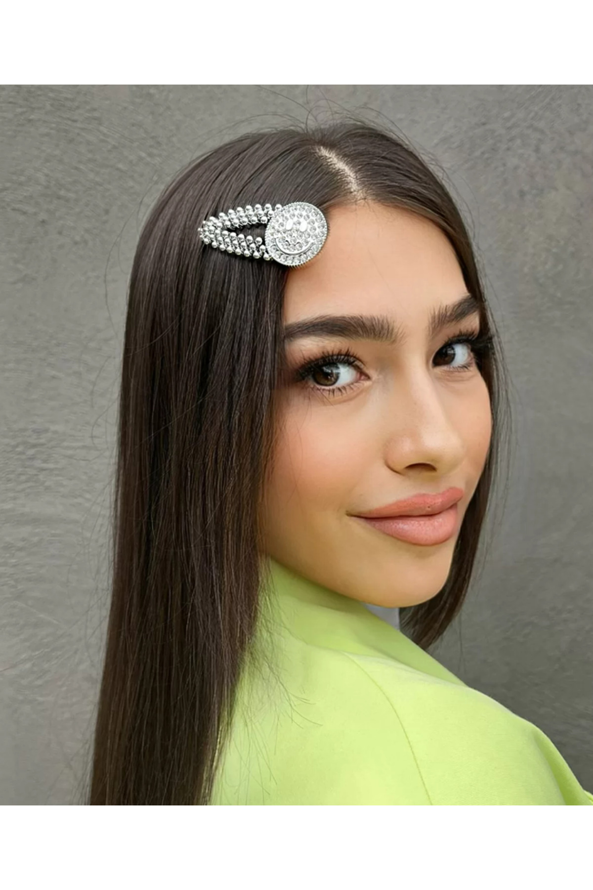 STORE35 Gümüş Renk Gülen Yüz Figürlü Taşlı Metal Yan Toka Fiyatı