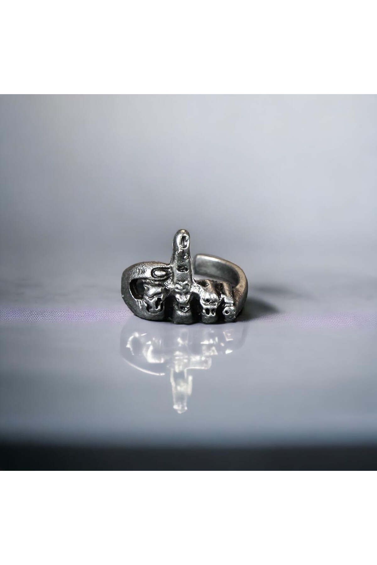 Silver middle finger rings hotsell