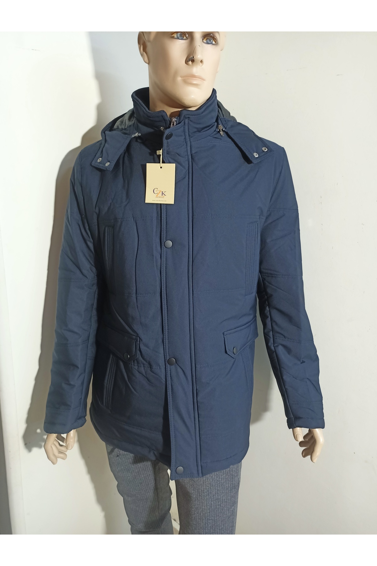  پالتوی بزرگ با کلاه قابل جدا شدن