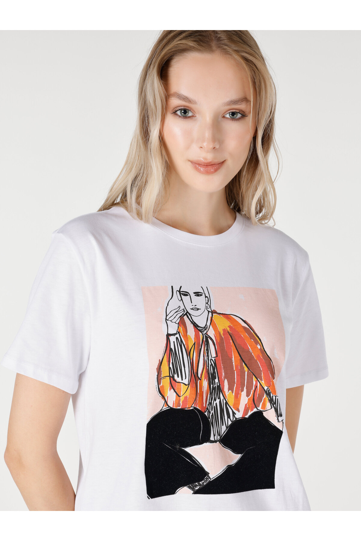 تی شرت زنانه کولینز | .CL1065122_Q1.V1_WHT Colin’s - Image 4