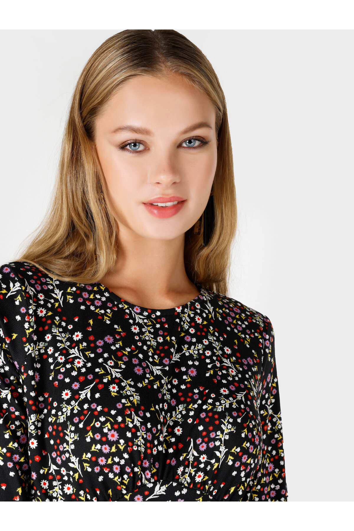 لباس زنانه کولینز | .CL1065101_Q1.V1_MTC Colin’s - Image 4