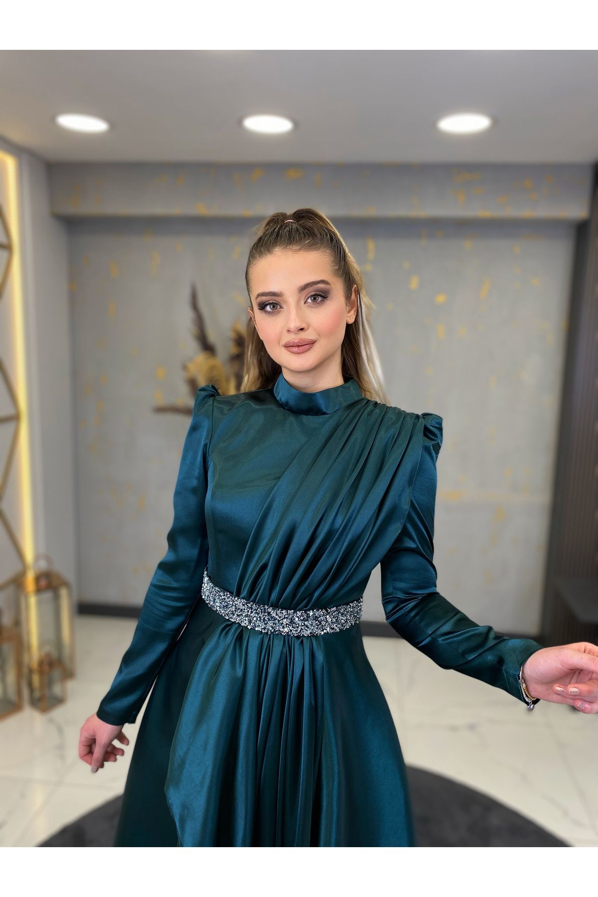 Belted evening dress 2025