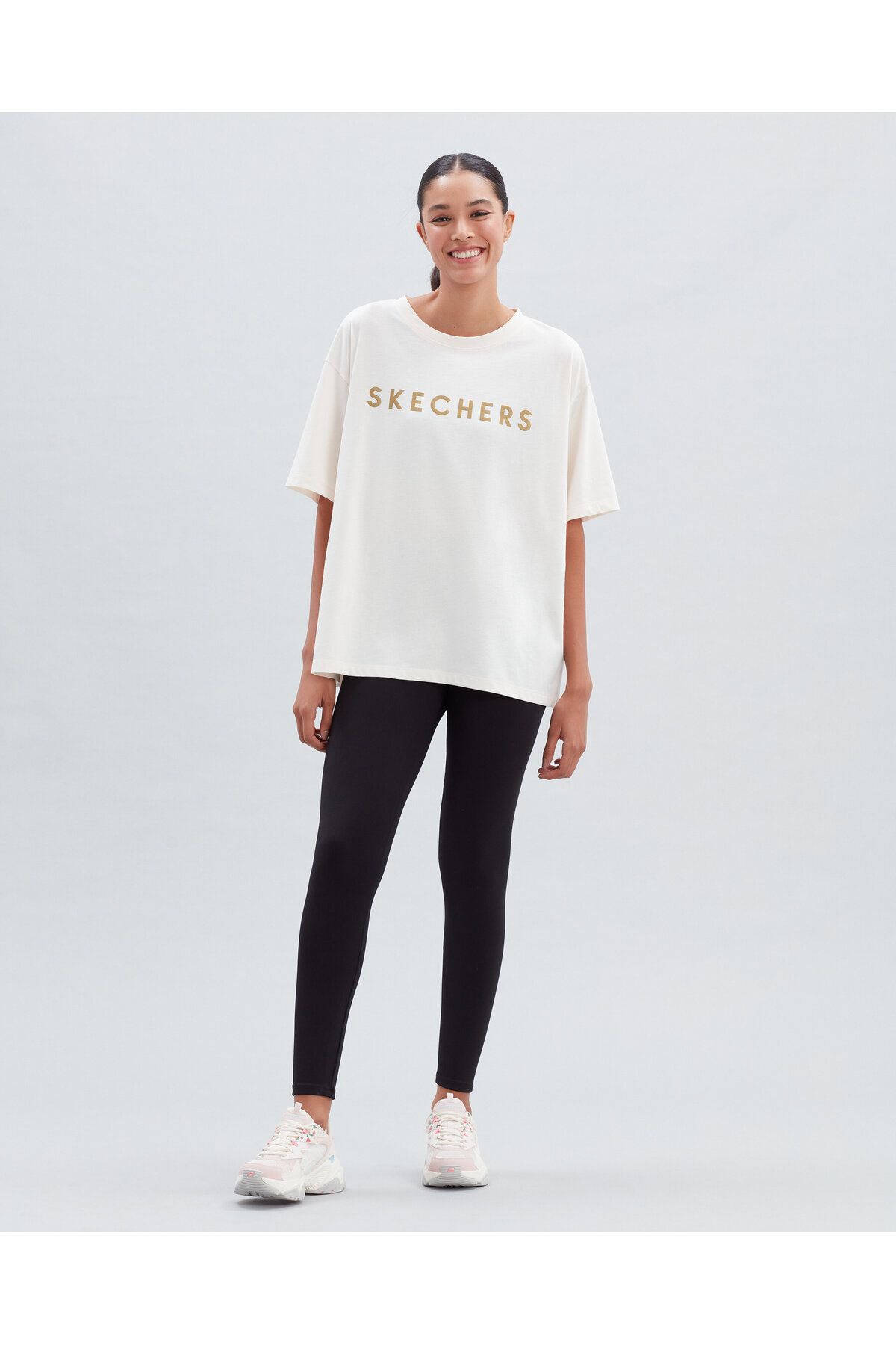Skechers t 2025 shirt white