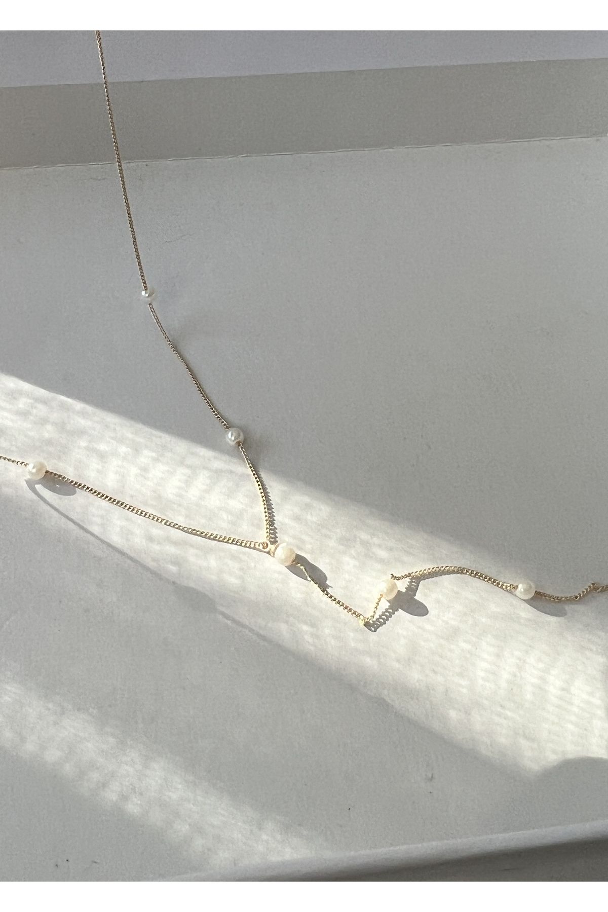KİLİGİSTANBUL-ARYA PEARL LOW-COLLETED NECKLACE 3
