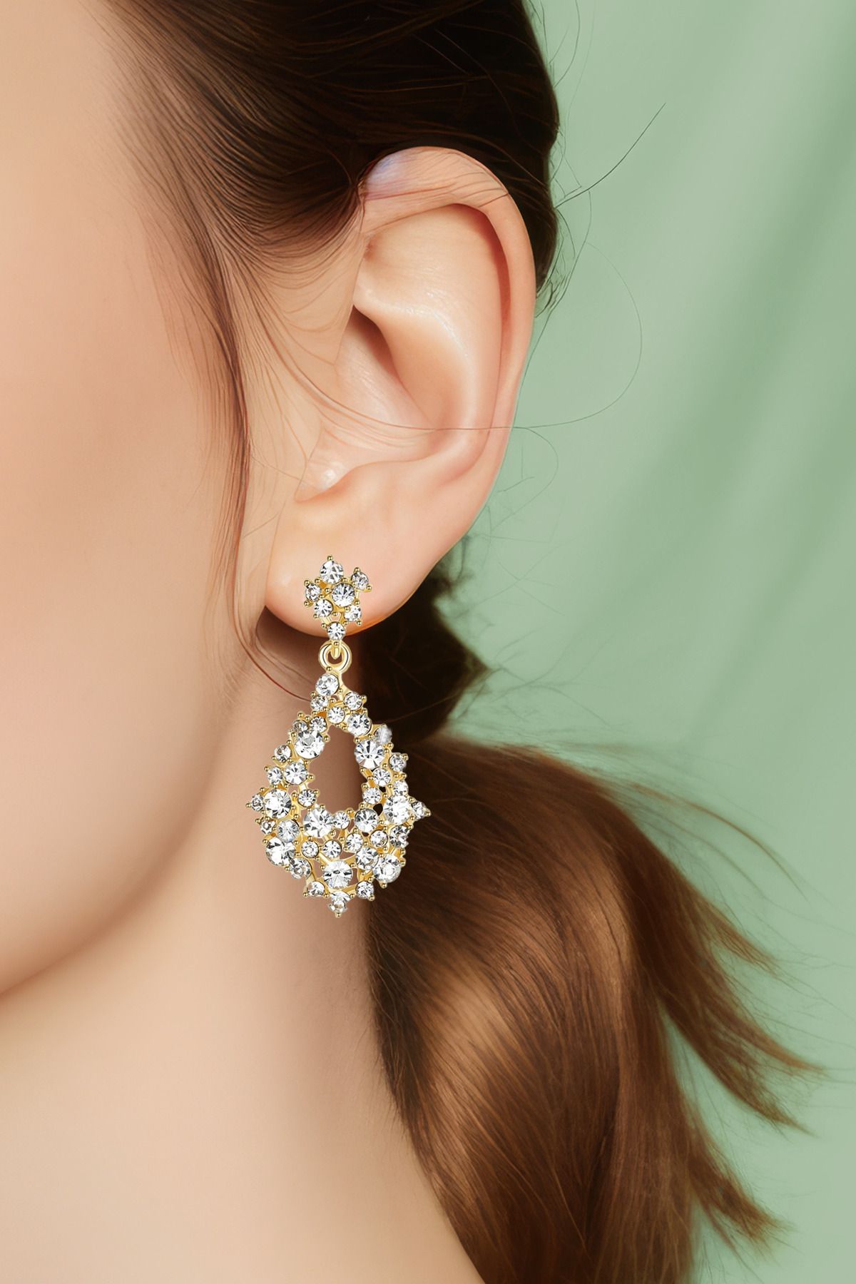 Gold dress earrings hotsell