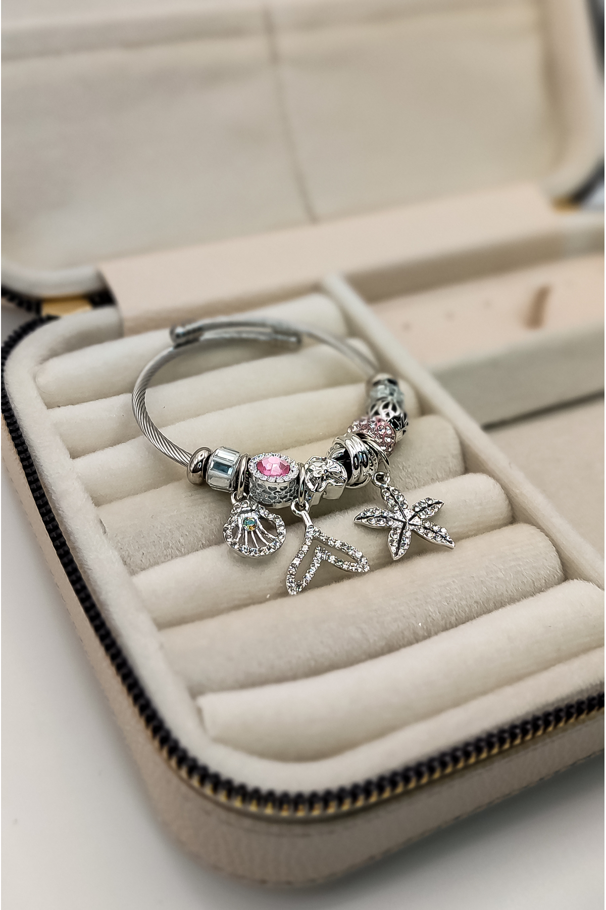 Pembe Yıldız Deniz Kabuğu İnci Charm Çelik Bileklik