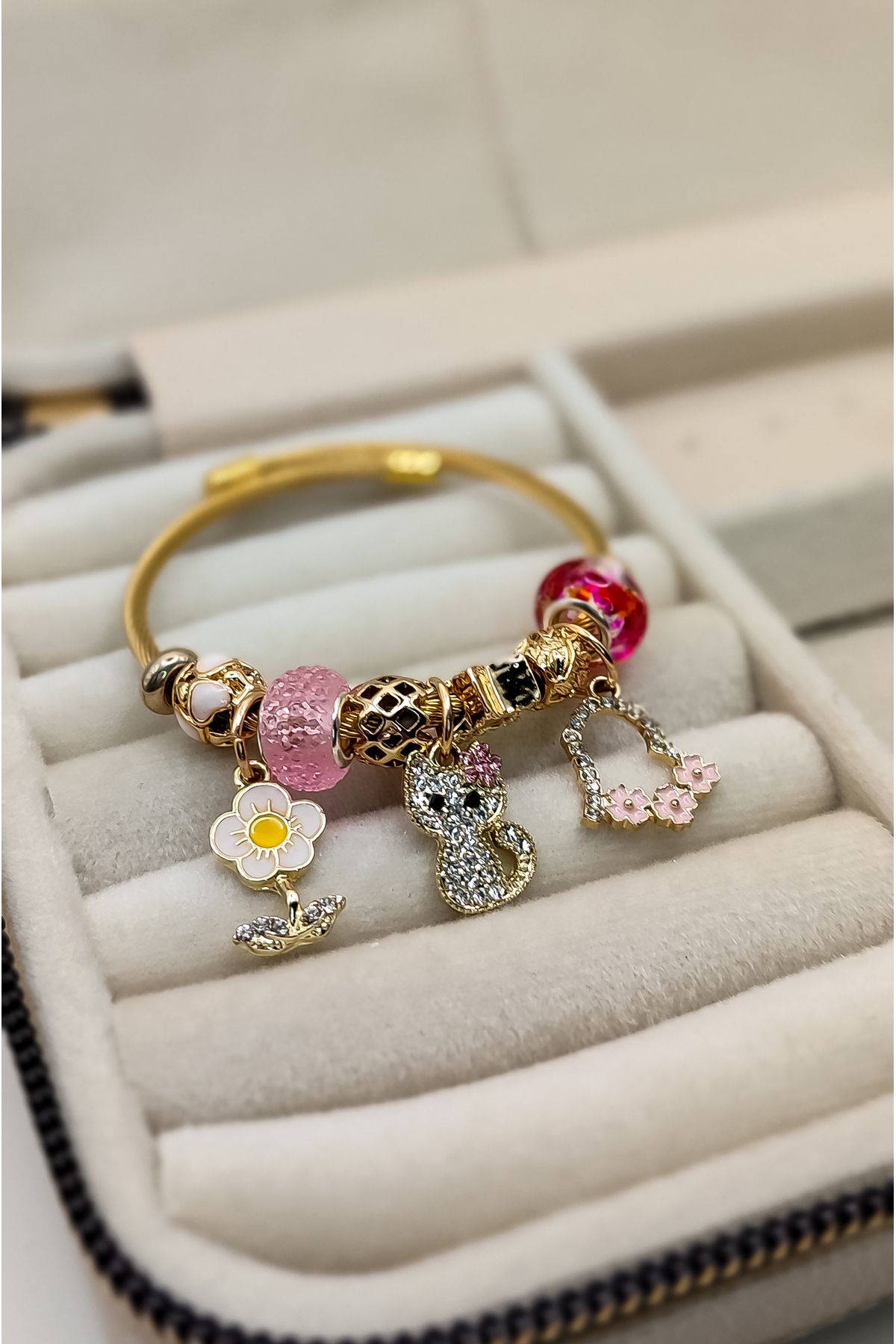 Çiçek Kedicik Charm Çelik Bileklik