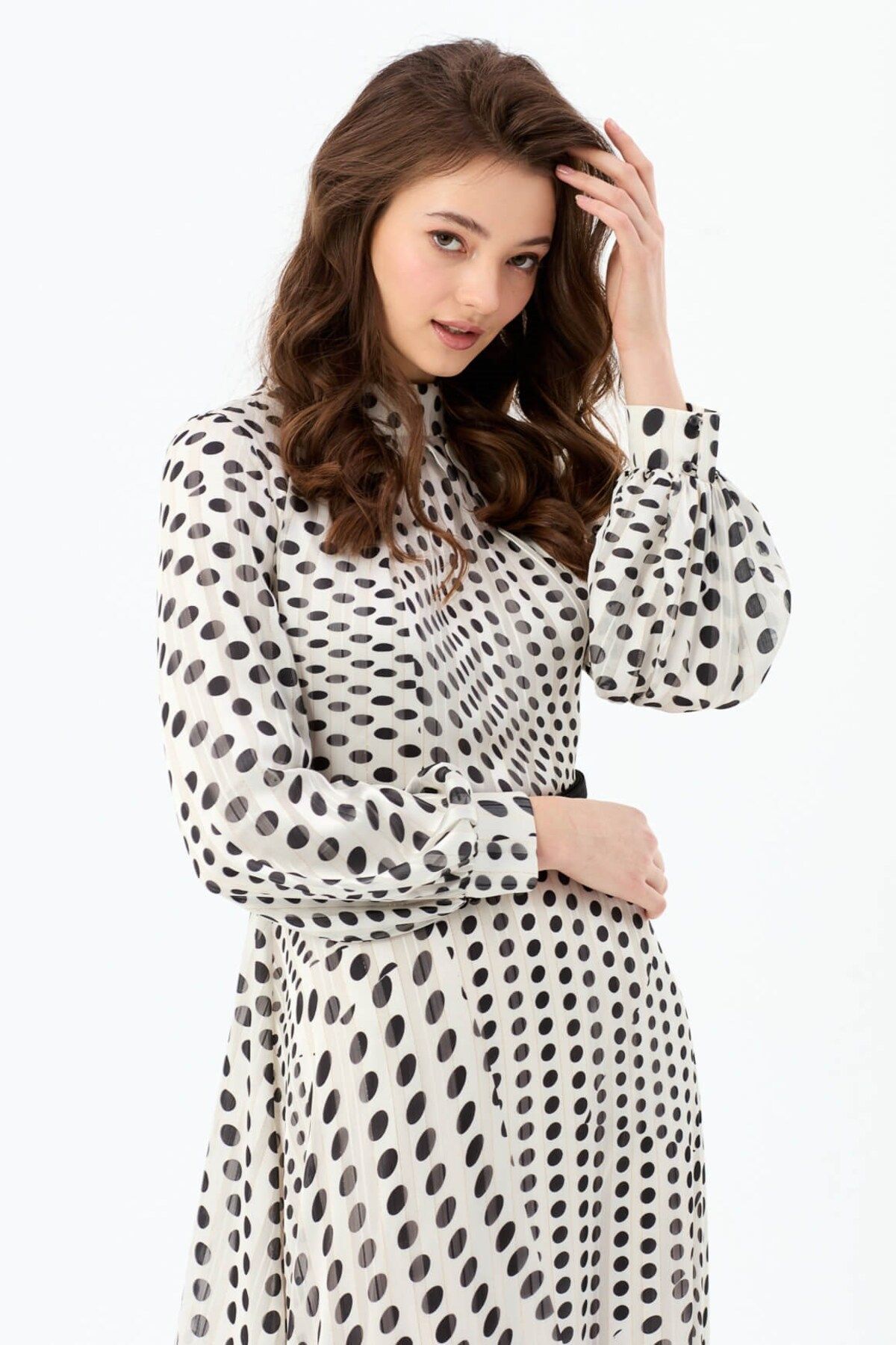 Esswaap-Printed Point Patterned Dress Black 3