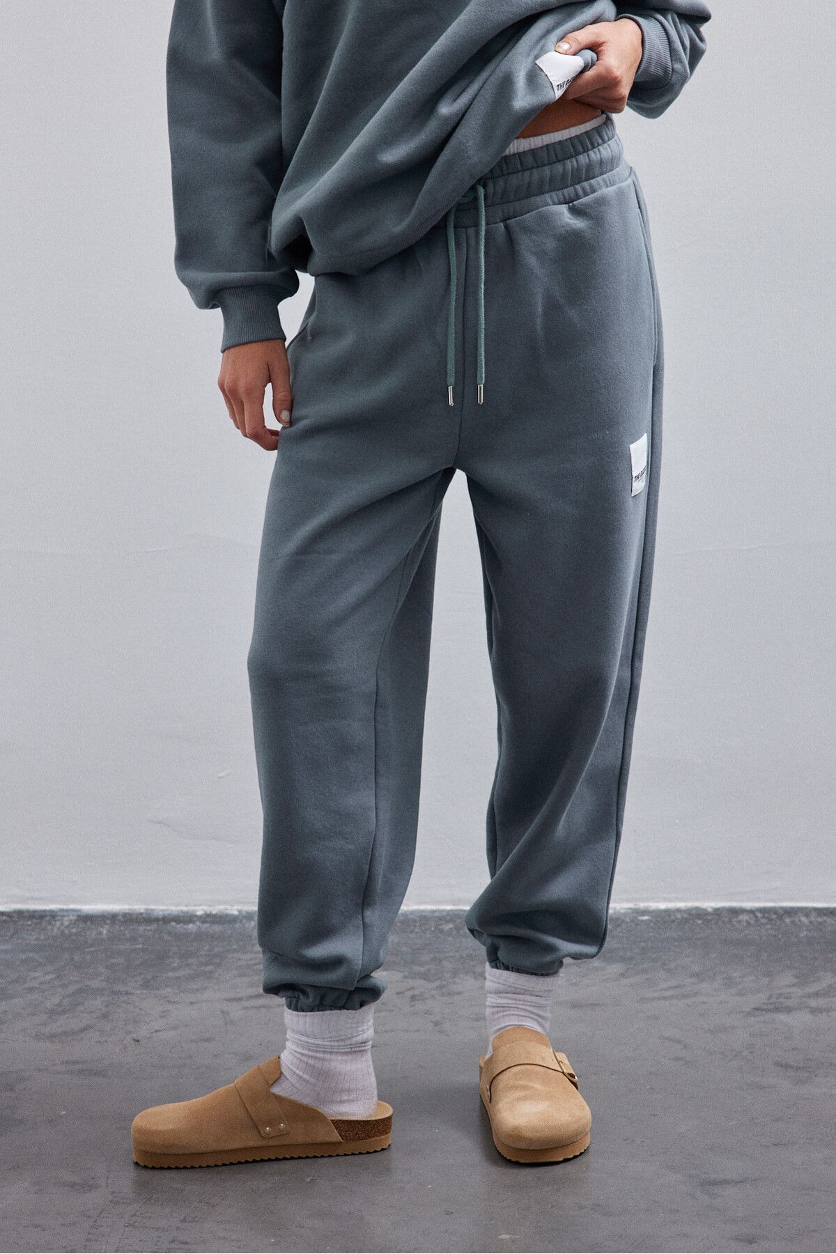 Bases Women s Green Basic Jogger Sweatpants with Polar Inside