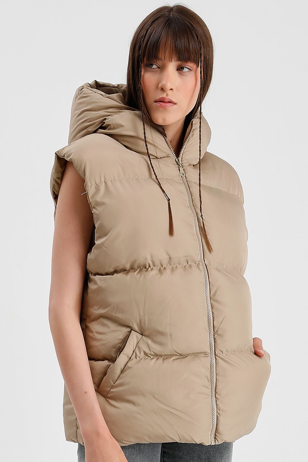 Tonny Black Women s Beige Fiber Filled Regular Cut Hooded Puffer