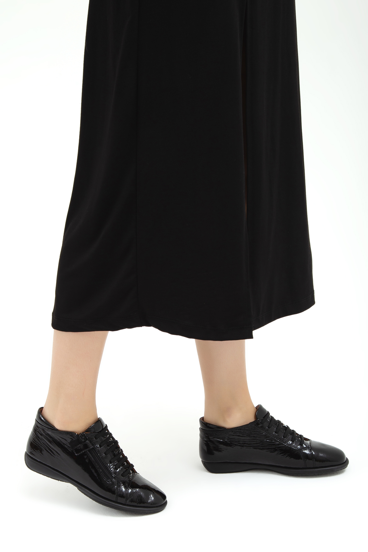 ریلکس آناتومیک کفشهای راحتی زنانه چرم مدل ۶۱۱ E1419-03 Bn Ayk ریلکس آناتومیک کفشهای راحتی زنانه چرم مدل ۶۱۱ E1419-03 Bn Ayk