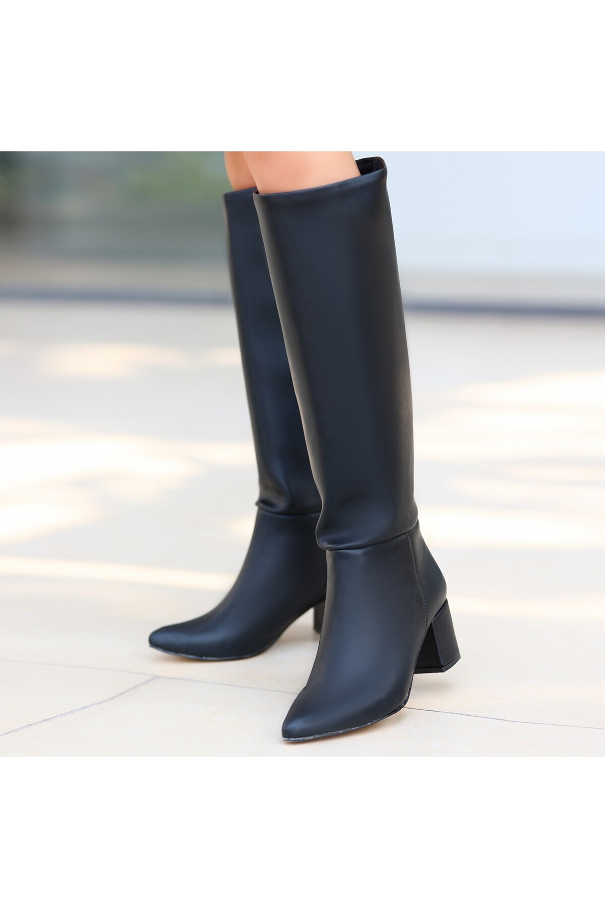 Ayga Siyah Cilt Topuklu Çizme