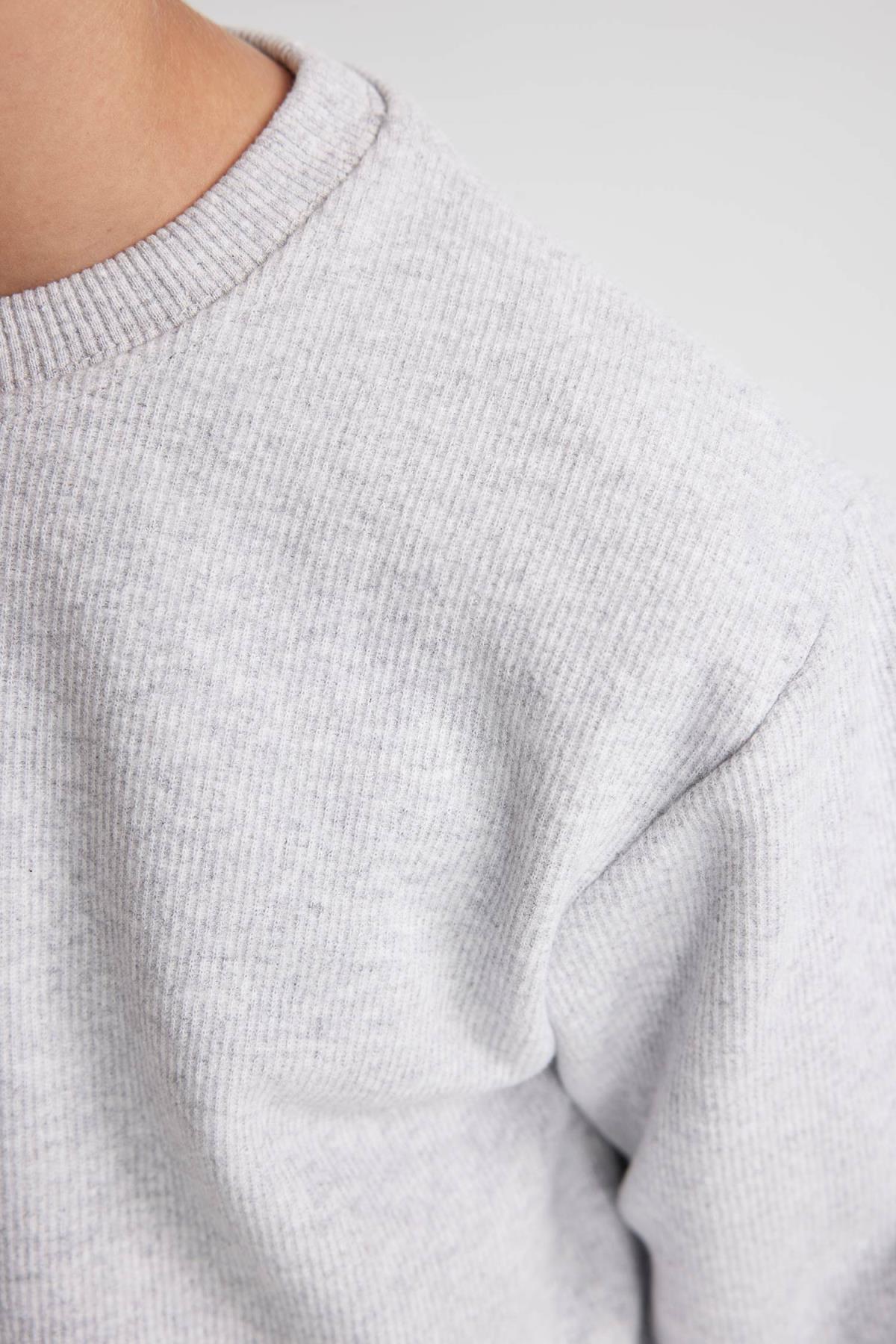 سویشرت پسرانه دفاکتو | B5308A823WN Defacto - Image 5