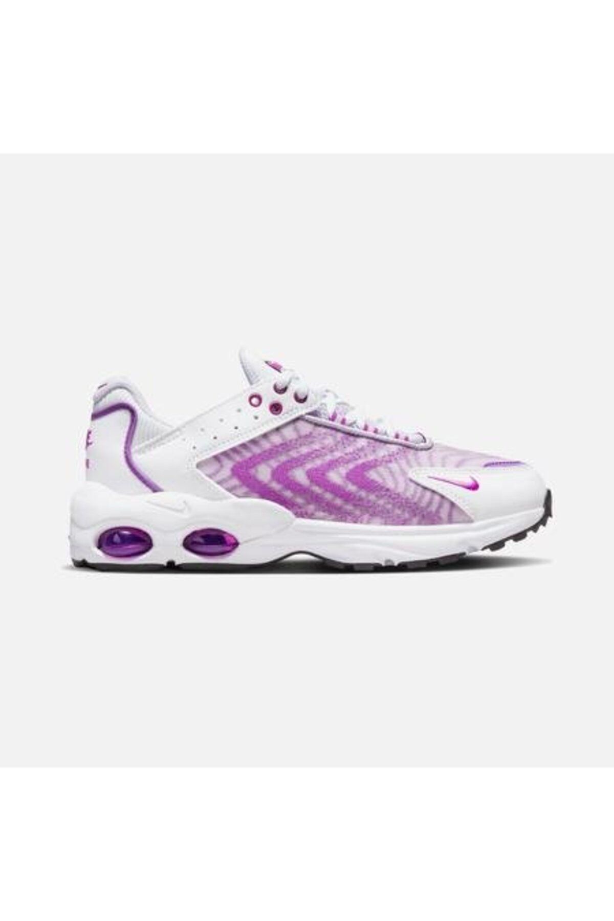 Nike tailwind 2 top