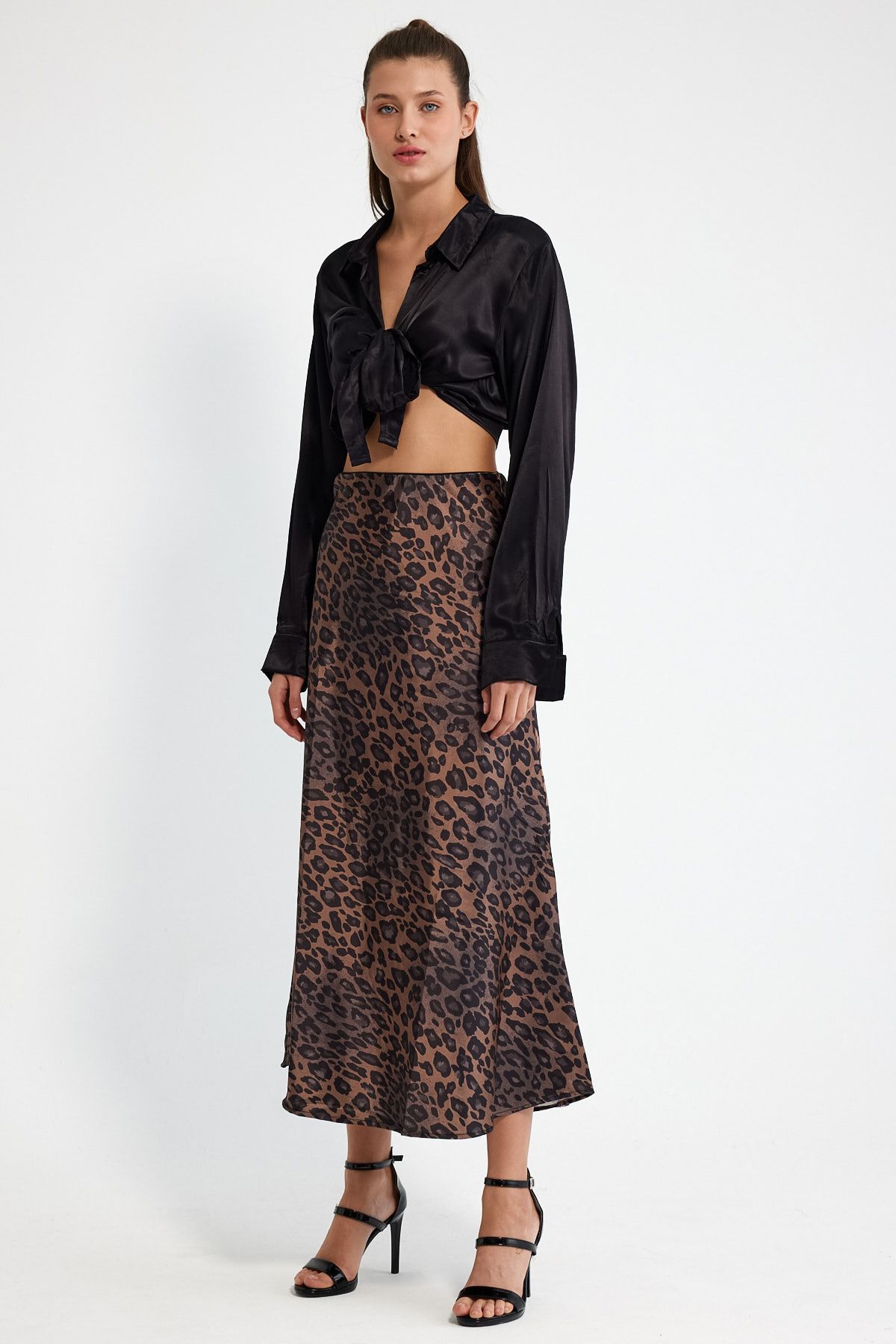 Patterned satin skirt discount