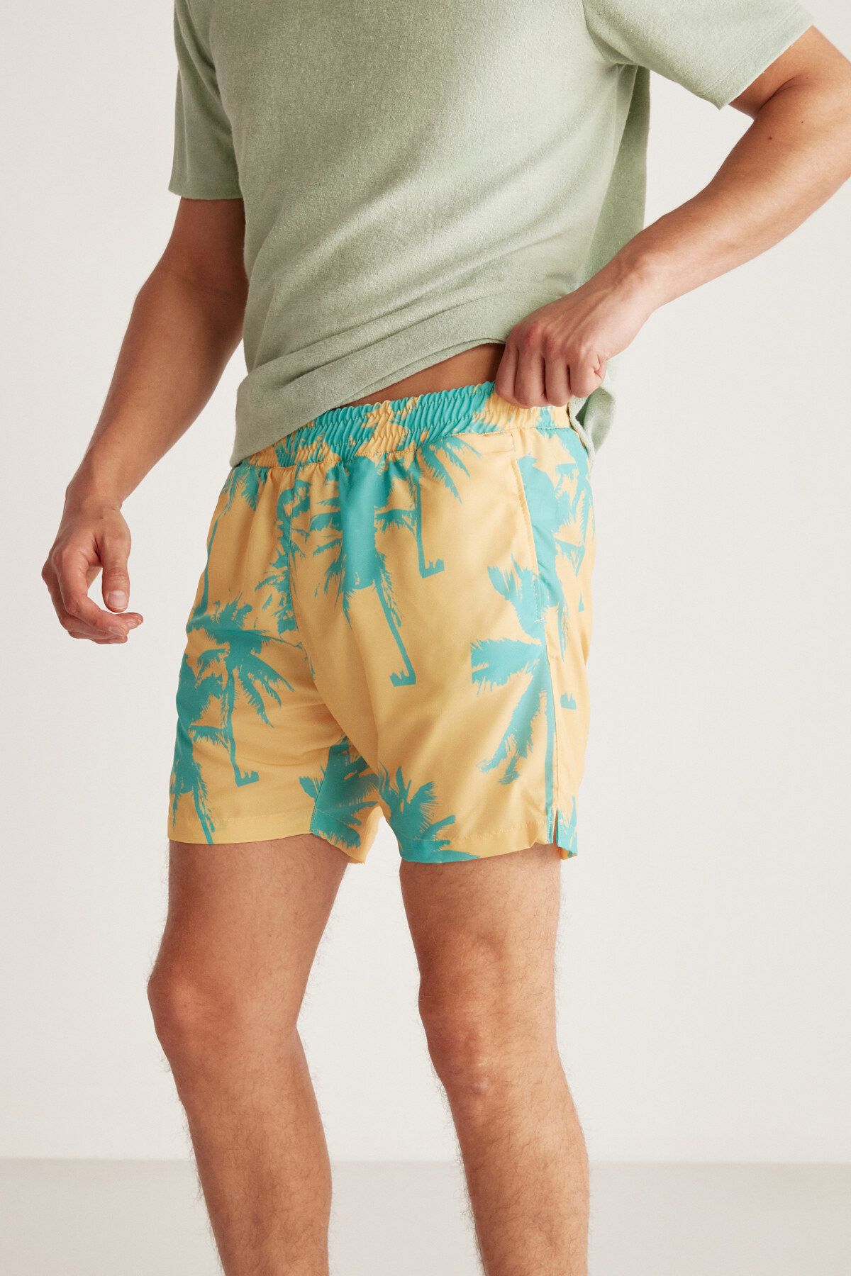 Water repellent swim shorts outlet