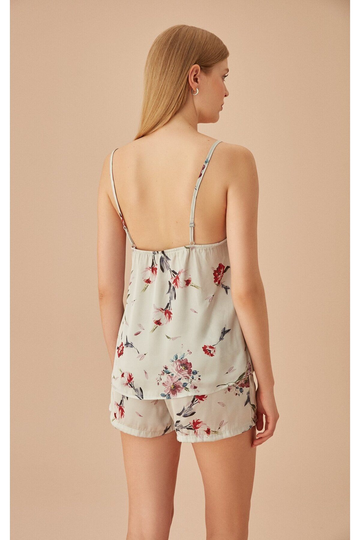 SUWEN-Delicate Top - Elegant and Comfortable Design 4
