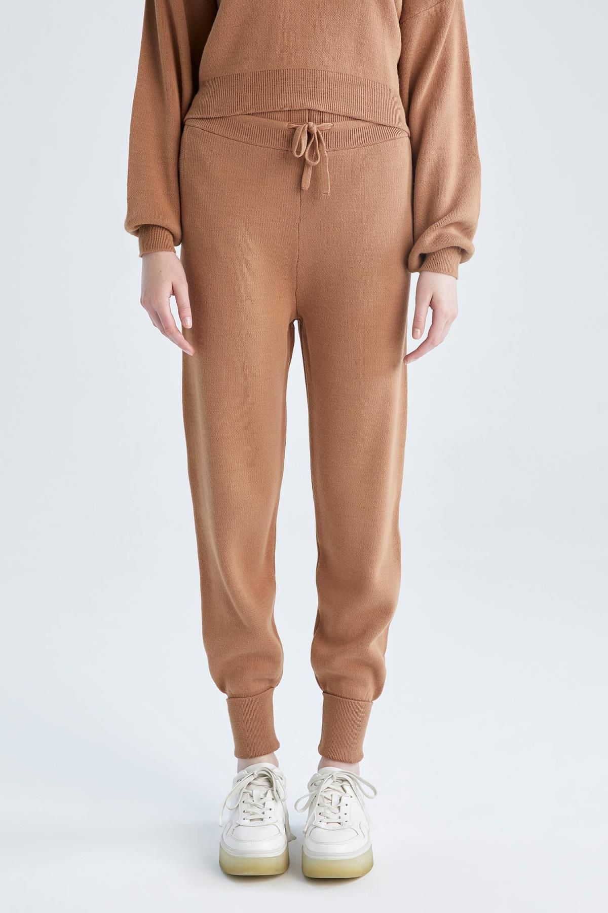 Tan jogger new arrivals sweatpants