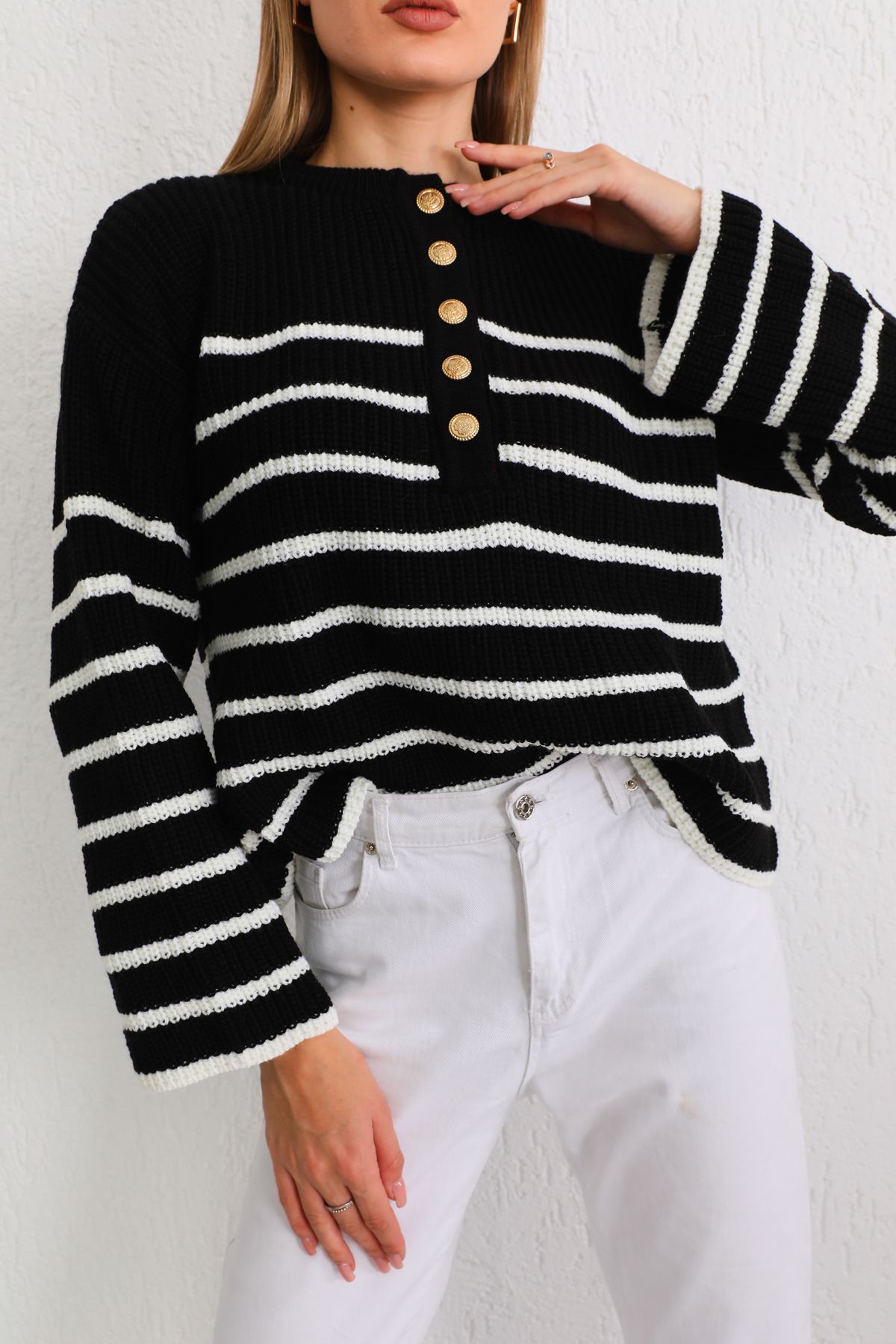 BİKELİFE-Schwarzer, dicker, übergroßer Strickpullover mit goldenen Knöpfen und Streifen für Damen 6