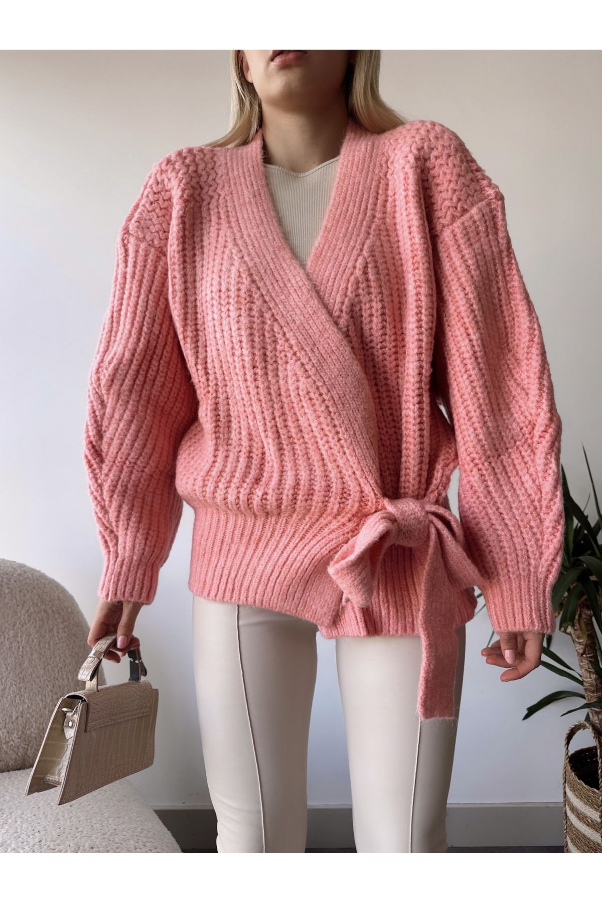 Side shop tie cardigan
