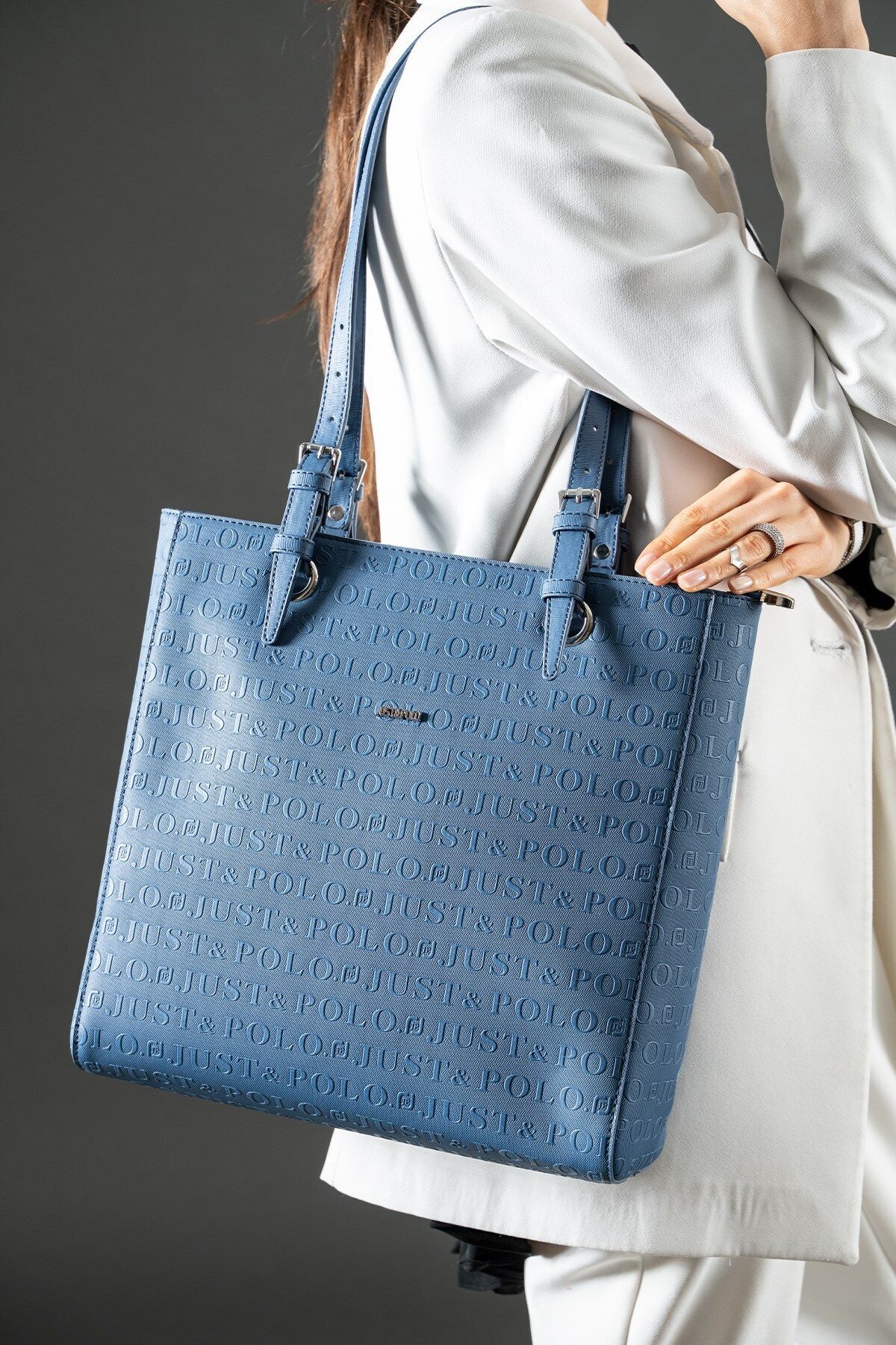 Large best sale 31 tote