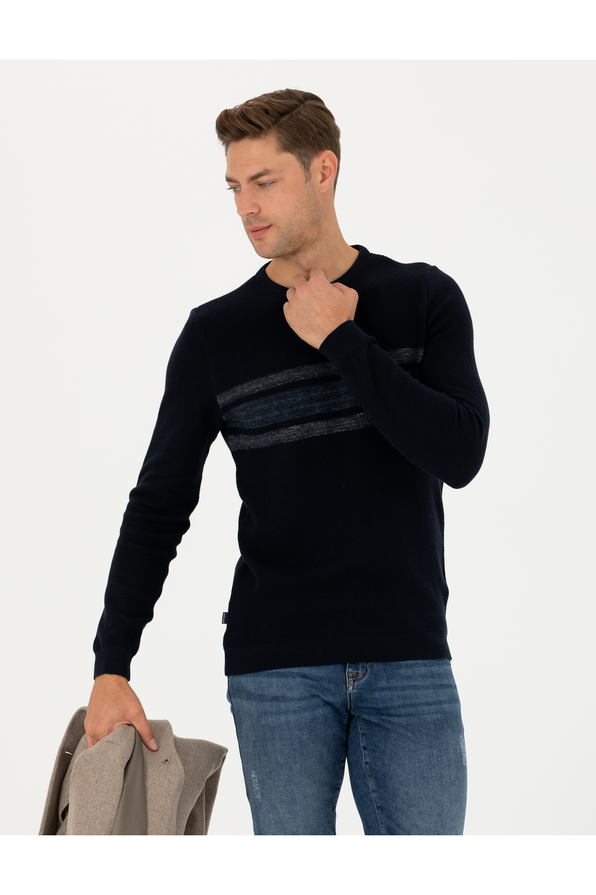 پلیور پیر کاردین مردانه اکریلیک - پنبه آبی سرمه ای لایسنس دار- تحت لیسانس راه راه Slim Fit/اسلیم فیت    Regular/رگولار کژوال/روزمره | Pierre Cardin G021SZ0TK.000.1657735 - تصویر 5