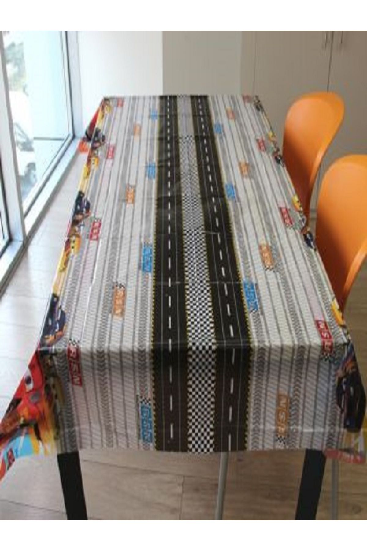 Kazanabil-DISNEY CARS LIGHTNING MCQUEEN TABLE CLOTH 120X180CM 4
