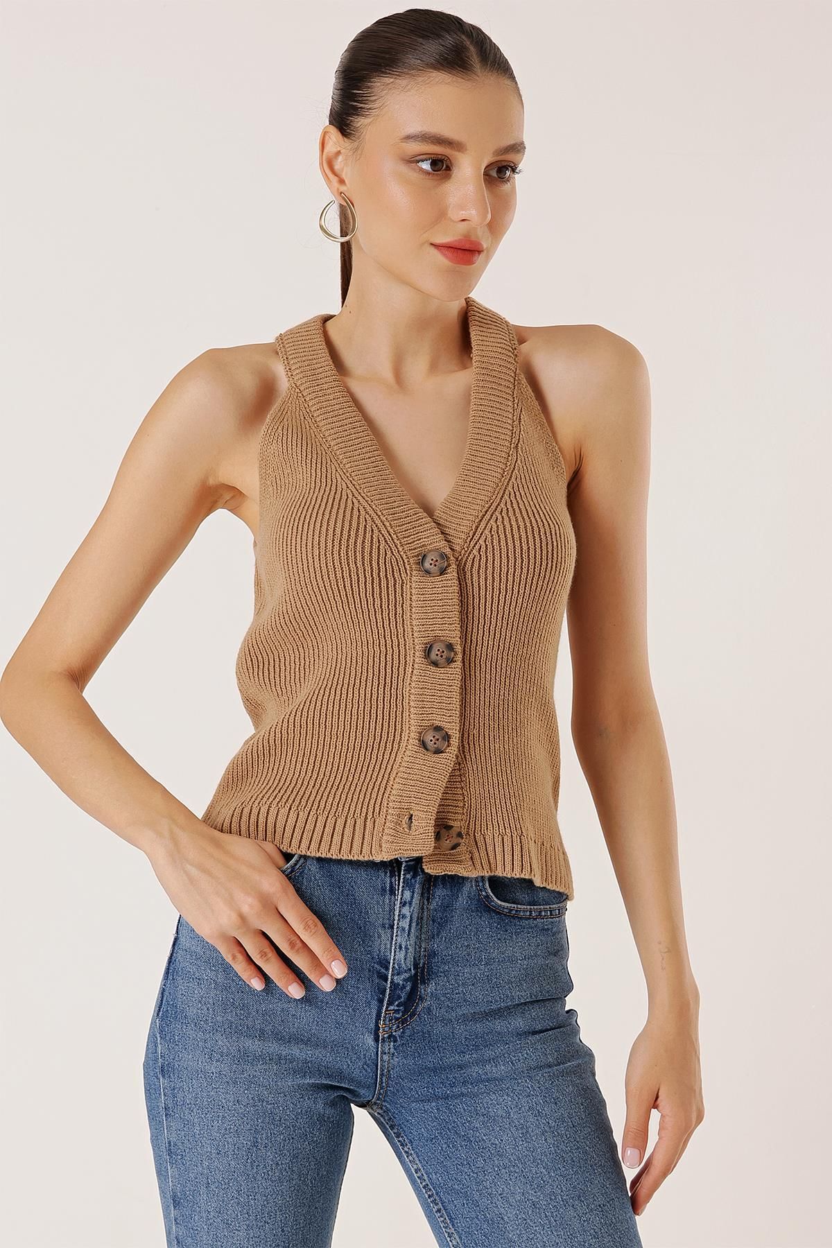 By Sayg Button Front Sweater Vest Trendyol