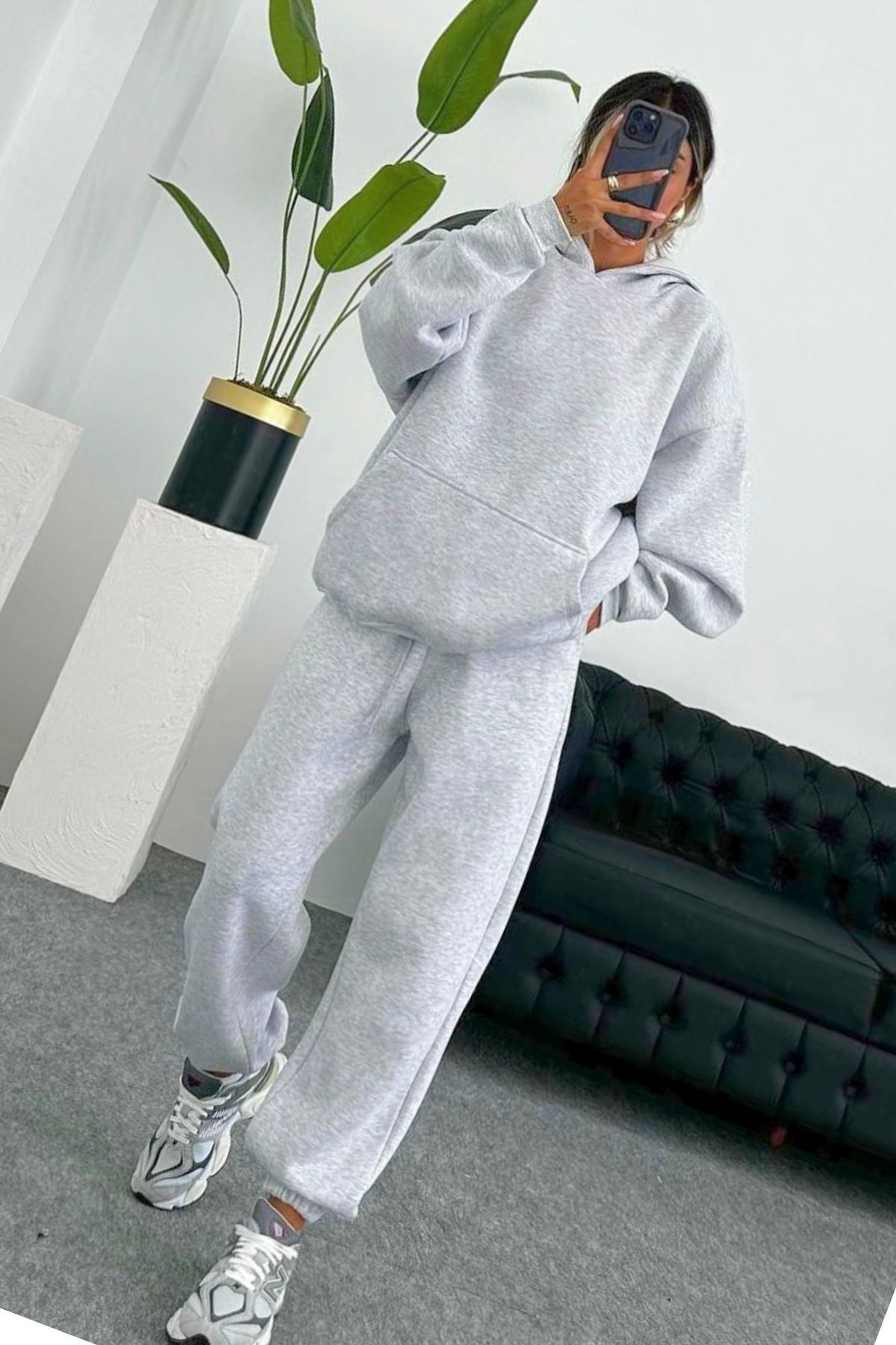 Matching sweatpants set women's sales