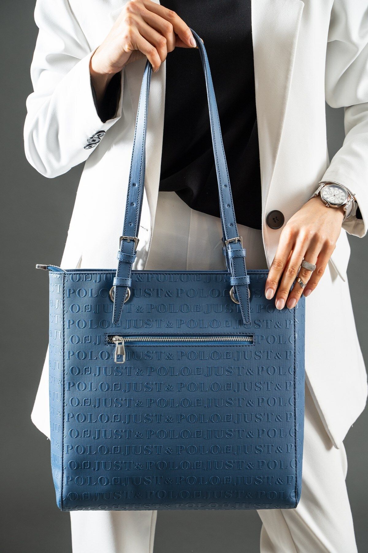 Large sale 31 tote