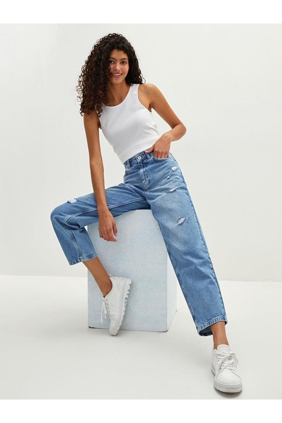 Lcw hotsell boyfriend jean