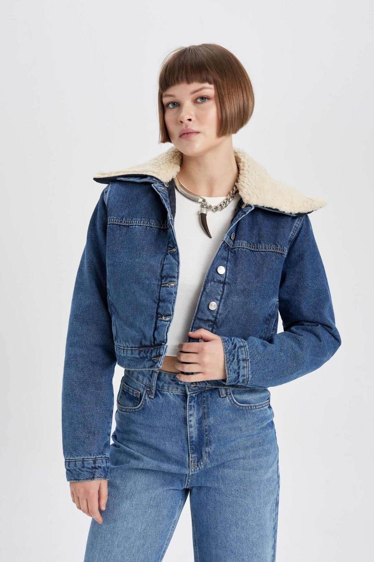 Defacto Jean Jacket with Faux Fur Collar Trendyol
