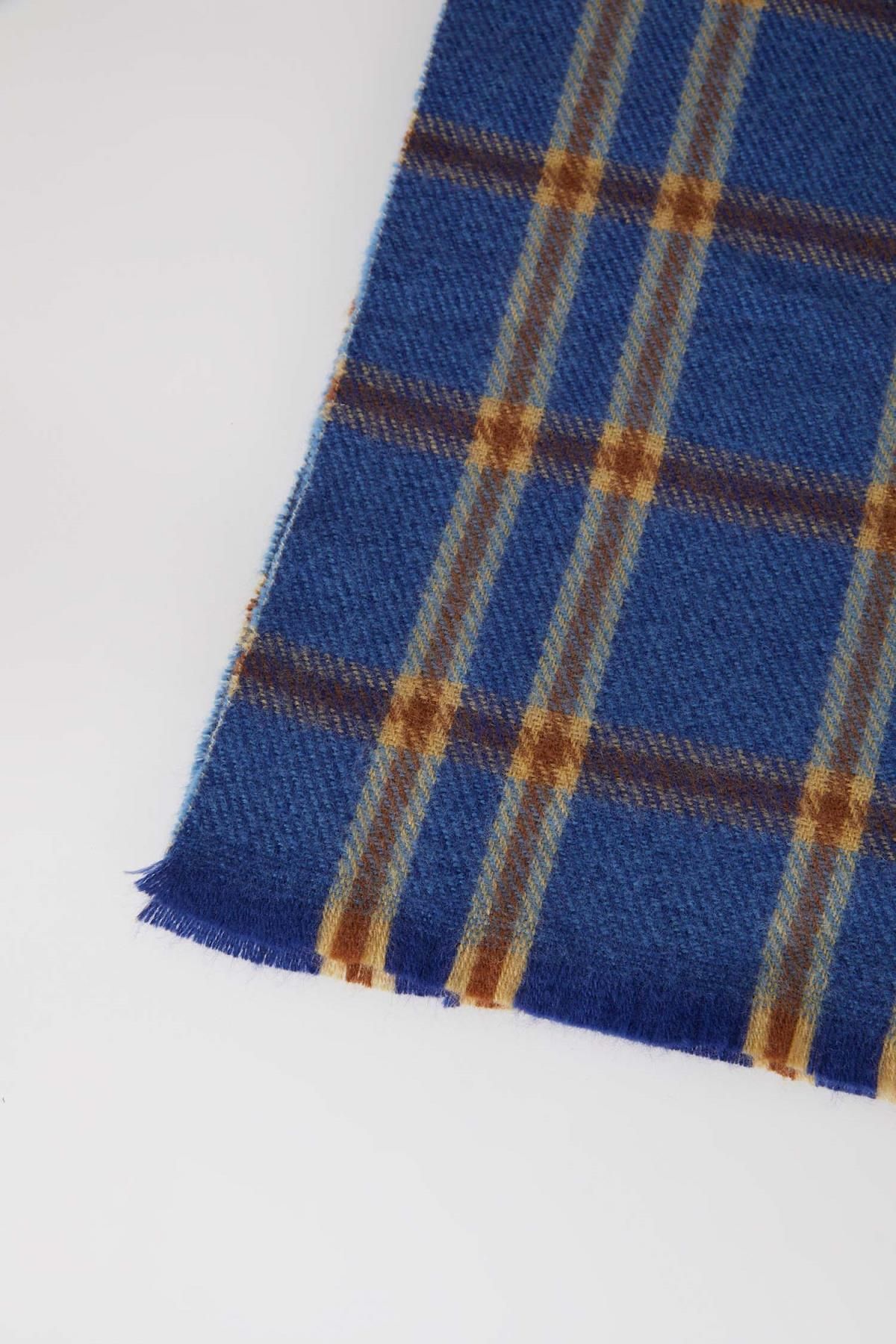 Defacto Men s Plaid Patterned Scarf