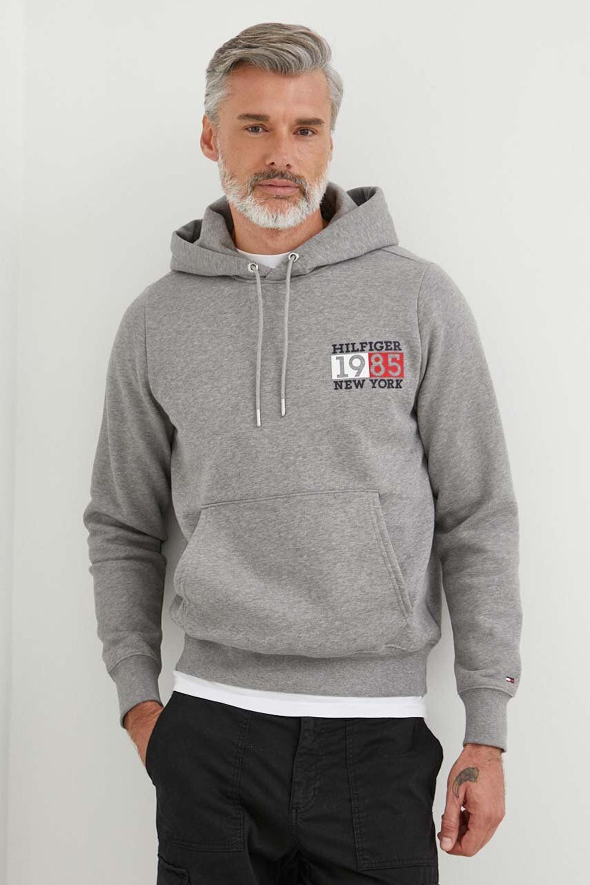 Tommy Hilfiger Pamuklu Regular Fit Kapu onlu Sweat Erkek SWEAT MW0MW32681 P91 Fiyat Yorumlar Trendyol